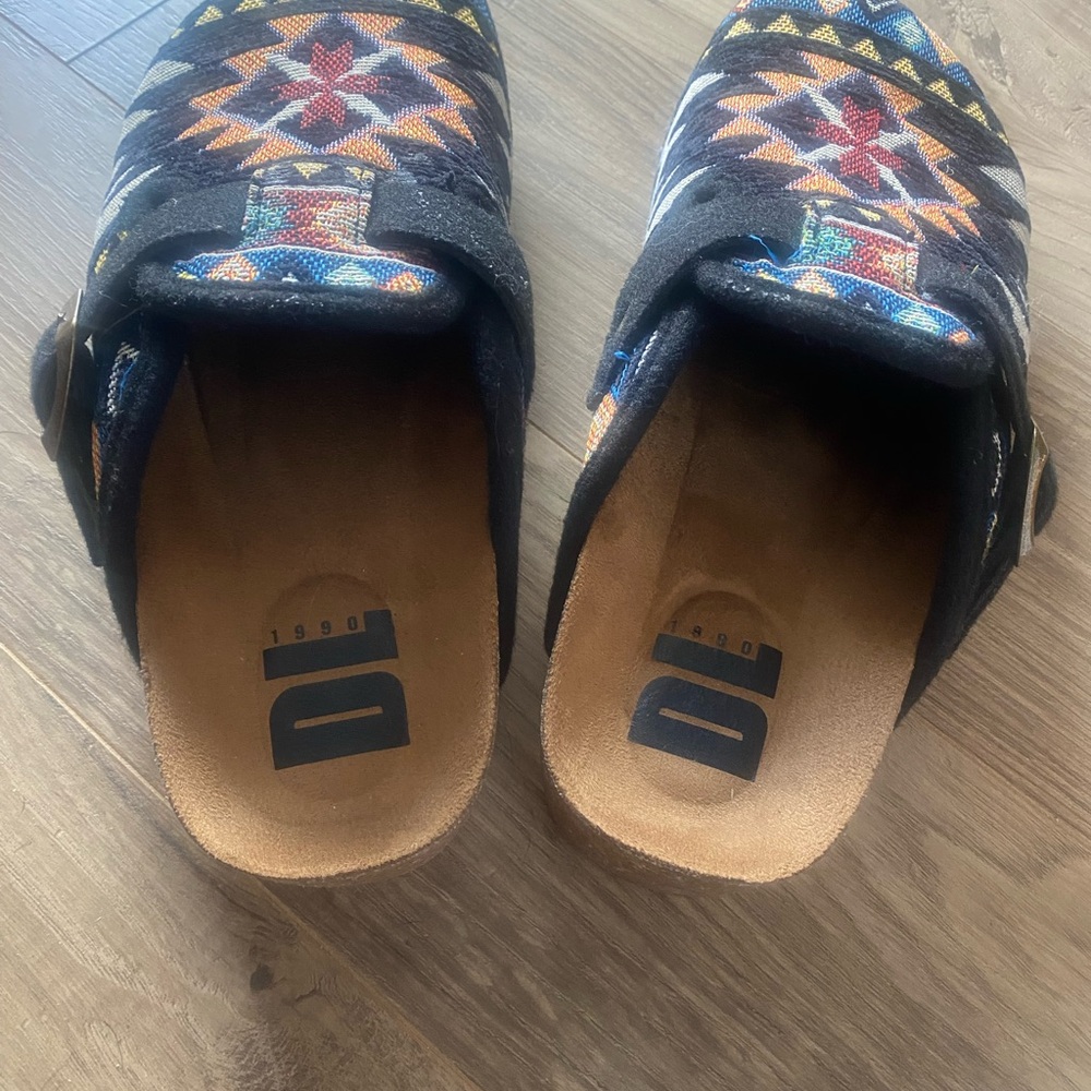 Dirty Laundry Multicolor Patterned Mules - image 2